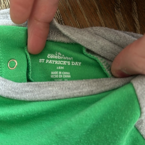 Lucky St Patrick’s Day Romper 18 Month - Picture 4 of 5